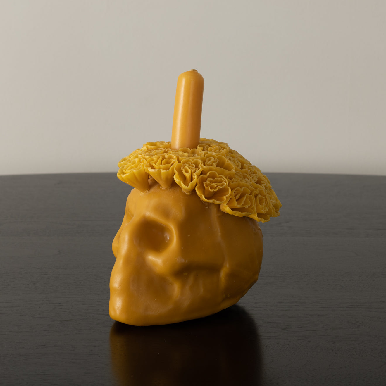 ARTISANAL BEESWAX CANDLE